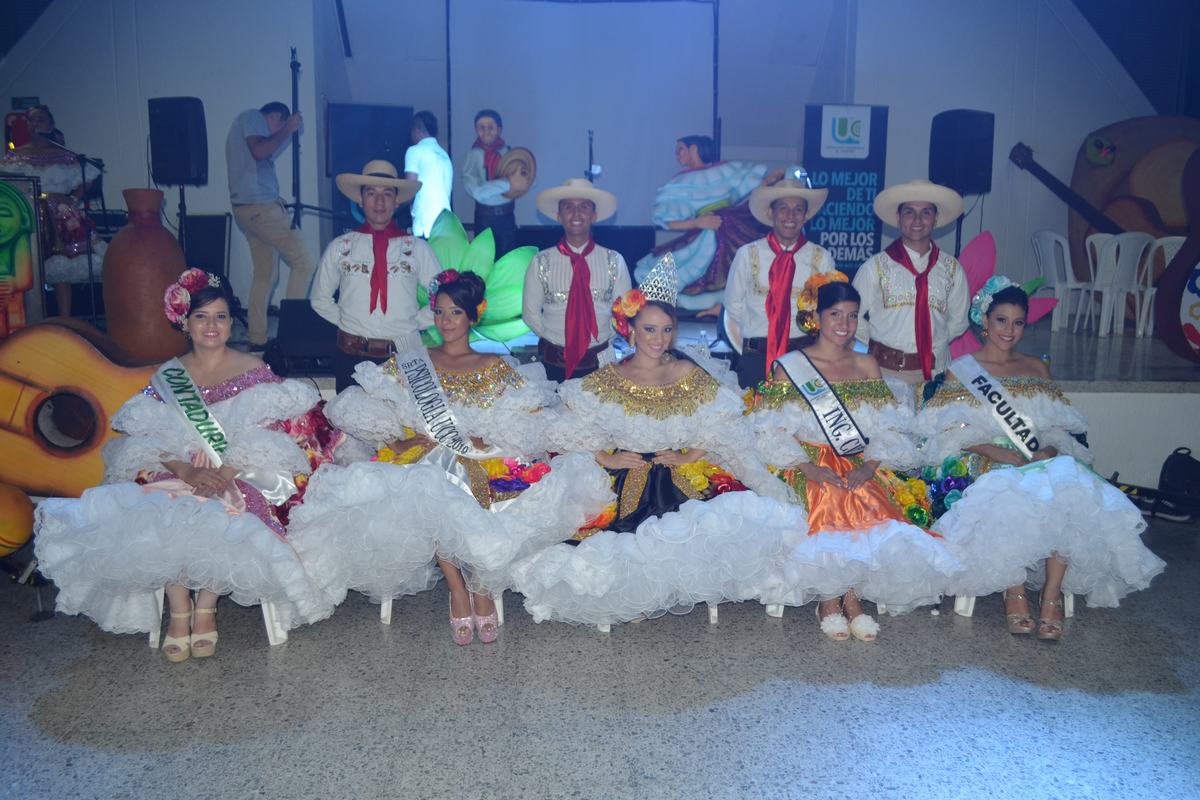 Como Reina, fue elegida Adriana María Peralta en representación de la Facultad de Sicología, Jesica Natalia Garzón, virreina;  primera princesa fue Laura Valentina Roa y como segunda princesa fue elegida Martha Ligia Ospina Padilla.